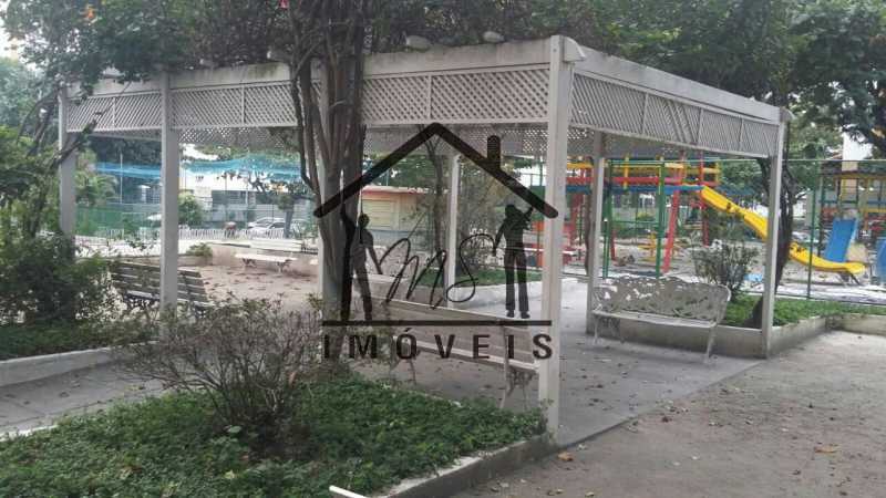 Área de Lazer - 20
