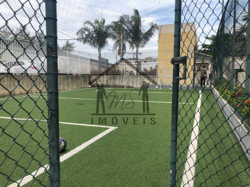 17 campo de futebol - 17