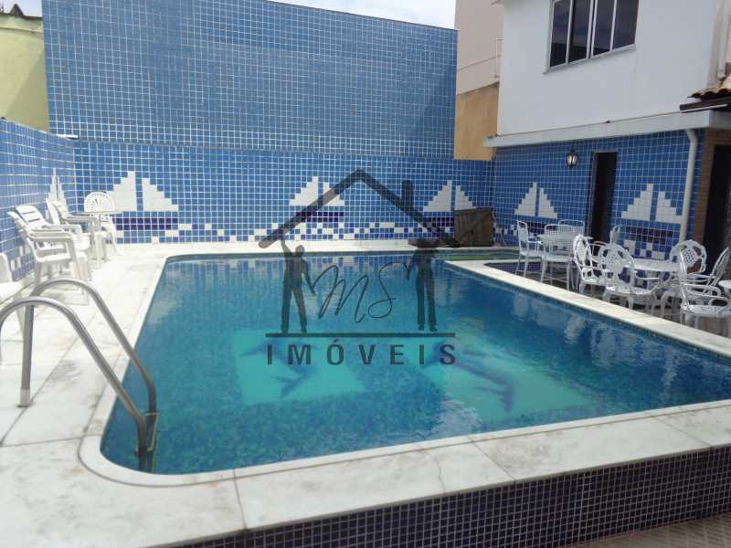 PISCINA - 2