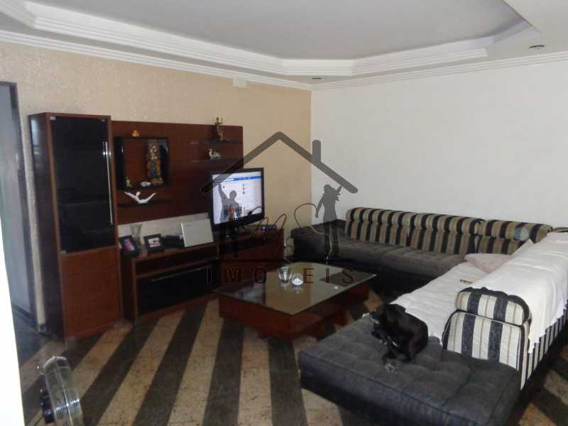 SALA - 21