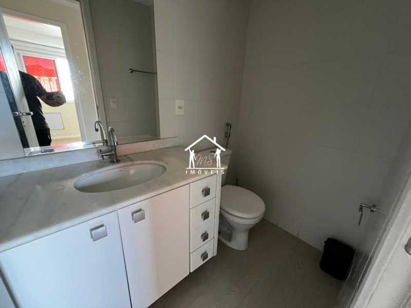 a17b49ca-4e46-49e8-aed1-b1a5cb - 7