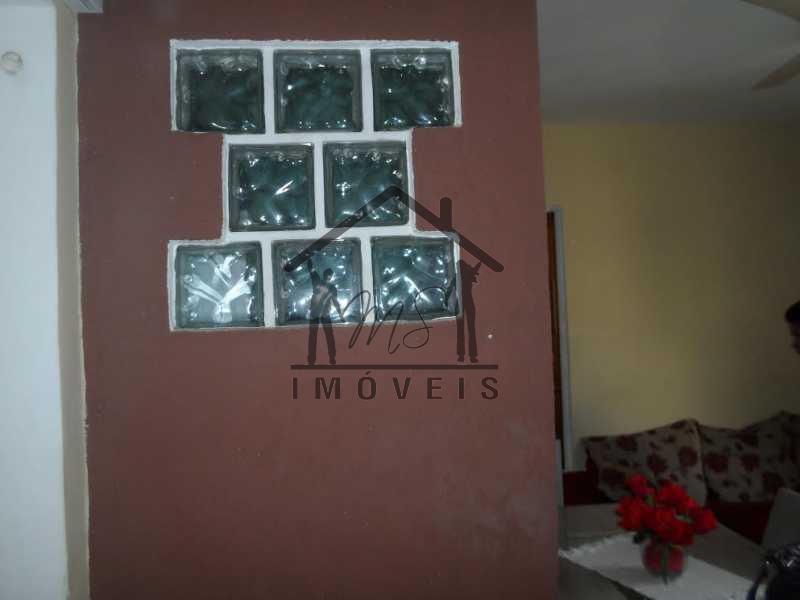 SALA - 12