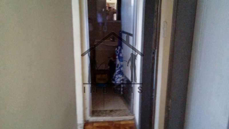 CORREDOR - 18