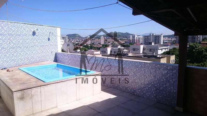 24 TERRAÇO COM PISCINA - 24