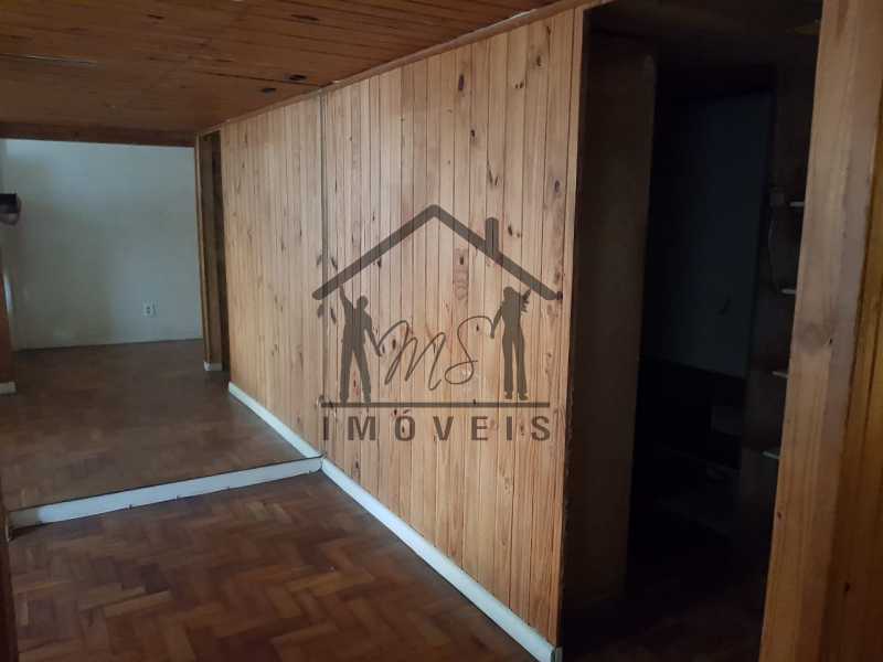 SALA DIVIDIDA - 3
