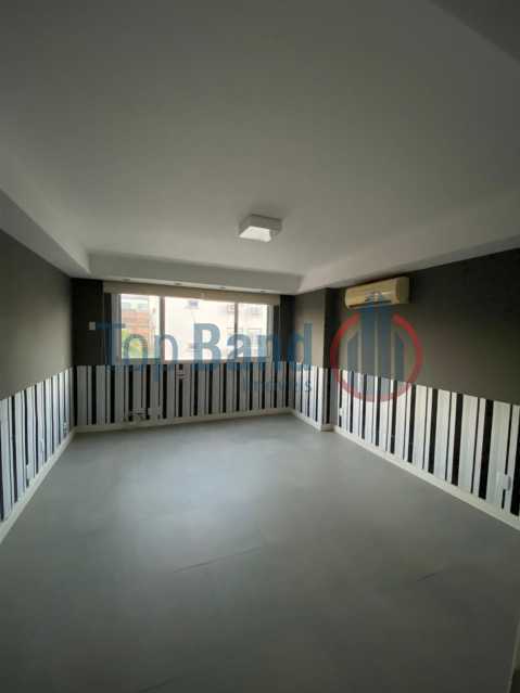 Conheça WhatsApp Image 2025-05-14 at 1 do imóvel - Sala Comercial 30m² para alugar Avenida das Américas, Recreio dos Bandeirantes, Rio de Janeiro - R$ 1.400 - TISL00228 - 2 WhatsApp Image 2025-05-14 at 1 - 2