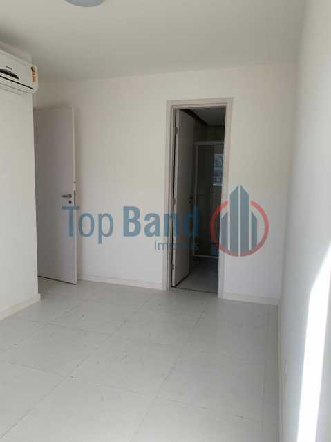 WhatsApp Image 2023-12-06 at 1 - 4