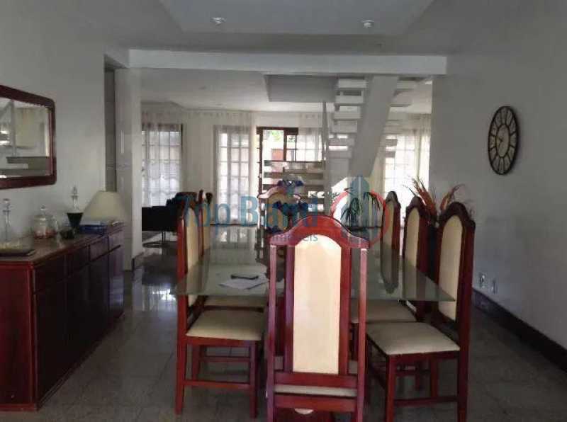 WhatsApp Image 2023-12-08 at 1 - 4