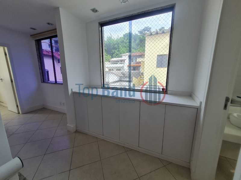 Conheça WhatsApp Image 2025-01-24 at 1 do imóvel - Maravilhosa casa com piscina no largo do Pechincha - TICN40175 - 14 WhatsApp Image 2025-01-24 at 1 - 14
