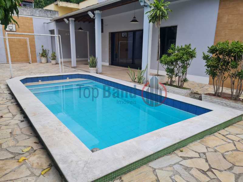 Conheça WhatsApp Image 2025-01-24 at 1 do imóvel - Maravilhosa casa com piscina no largo do Pechincha - TICN40175 - 25 WhatsApp Image 2025-01-24 at 1 - 25