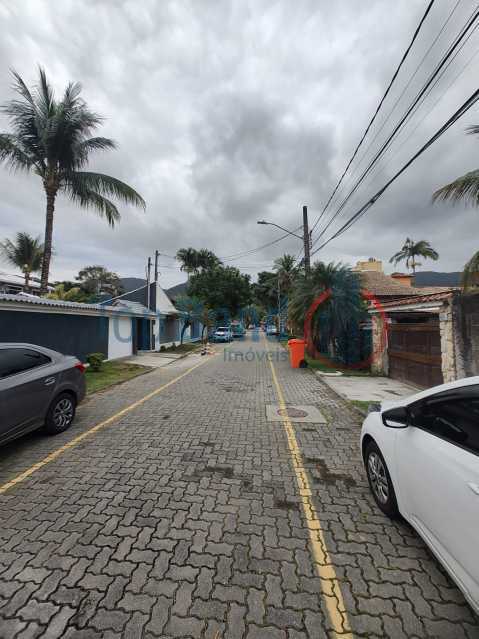 WhatsApp Image 2025-09-24 at 1 - 2