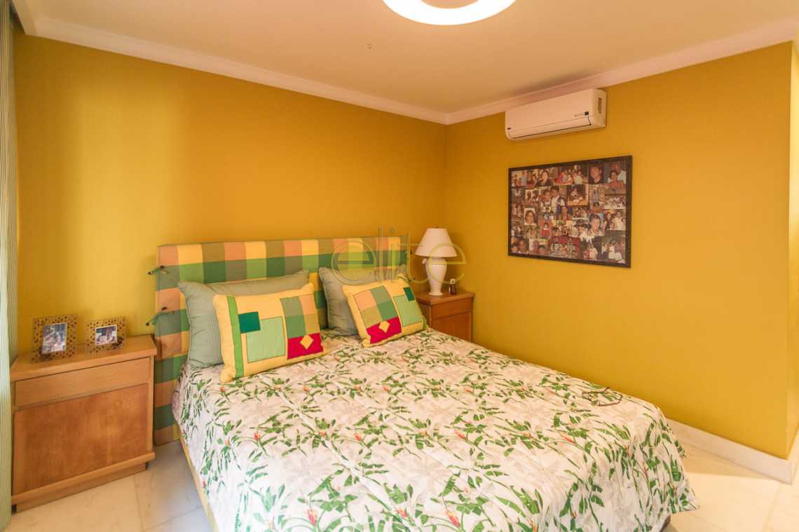 Conheça do imóvel - CASAS A VENDA NO CONDOMINIO JARDIM MARAPENDI BARRA DA TIJUCA - EBCN40005 - 22 - 22