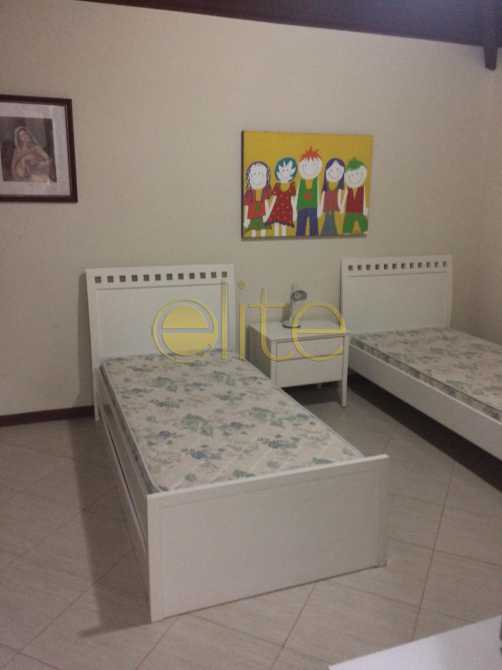 Conheça 26 do imóvel - Excelente oportunidade. Casa de alto padrão na Praia da Ferradura. - EBCN40191 - 27 26 - 27