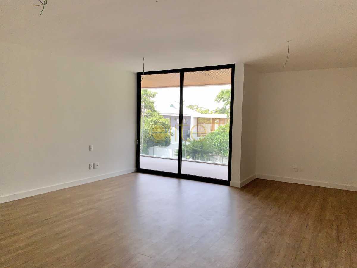 Conheça do imóvel - Casa em Condomínio 5 quartos à venda Barra da Tijuca, Barra da Tijuca,Rio de Janeiro - R$ 13.900.000 - EBCN50247 - 16 - 16