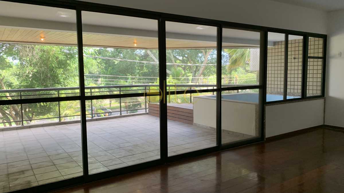 SALA - 3
