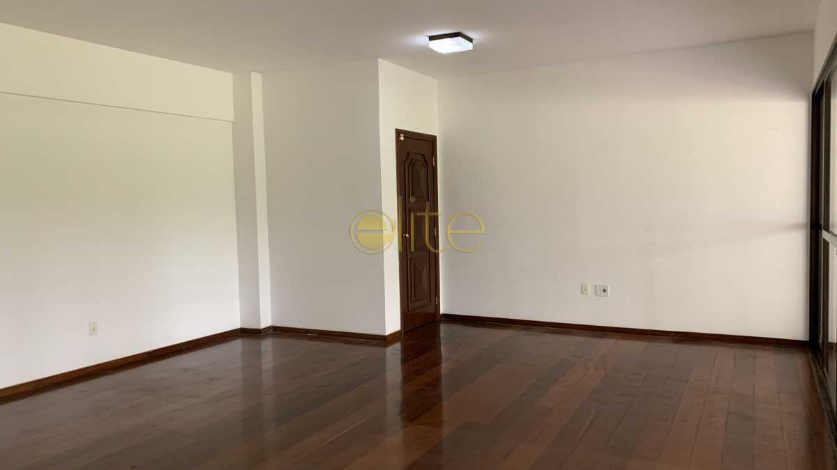 SALA - 1
