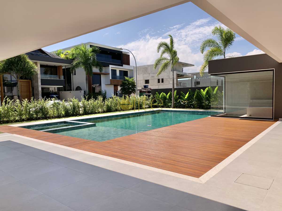 Conheça do imóvel - Casa em Condomínio 5 quartos à venda Barra da Tijuca, Barra da Tijuca,Rio de Janeiro - R$ 11.900.000 - EBCN50281 - 12 - 12