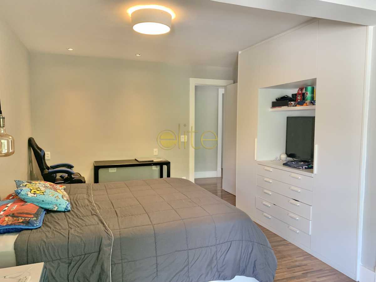 Conheça do imóvel - Casa triplex para venda ou locação no Condomínio Santa Marina, Barra da Tijuca - EBCN40312 - 15 - 15
