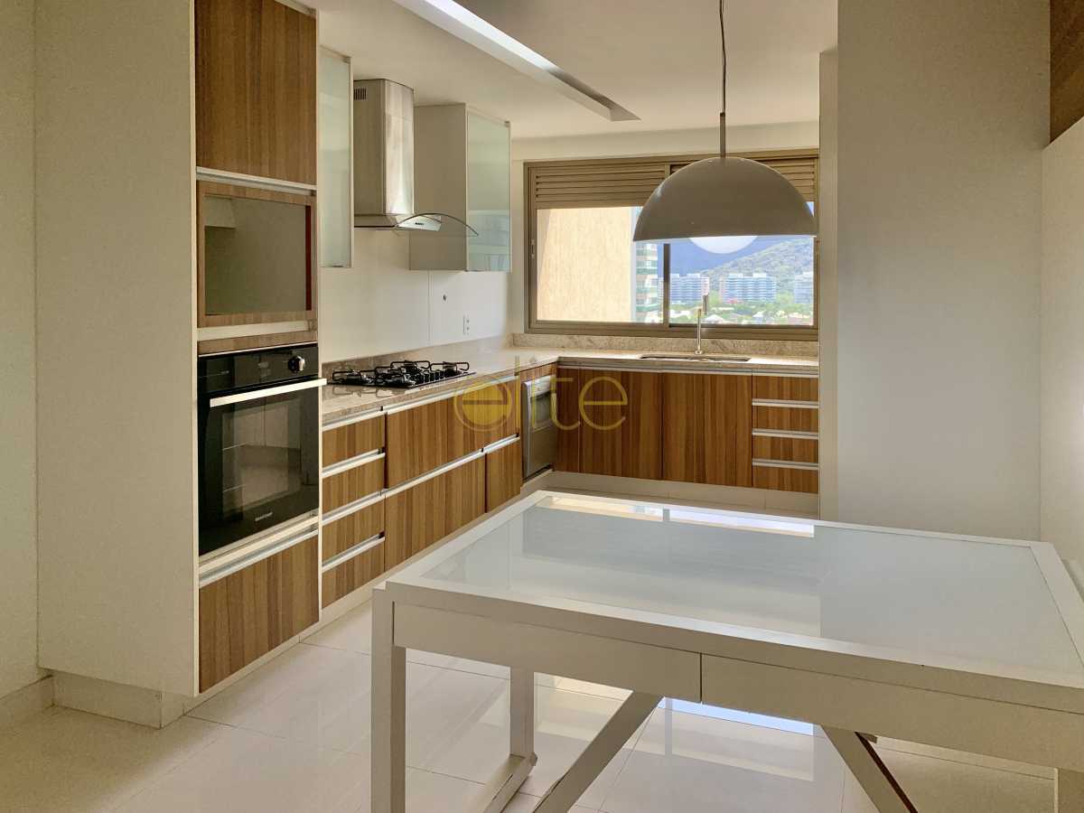 Conheça Copa Cozinha do imóvel - Apartamento 4 quartos para alugar Condomínio Itauna Gold - Barra da Tijuca, Barra da Tijuca,Rio de Janeiro - R$ 18.000 - EBAP40238 - 9 Copa Cozinha - 9