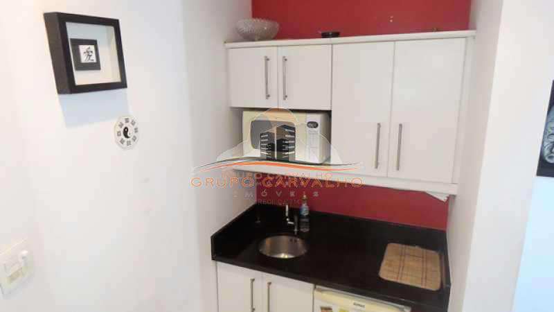 Conheça FOTO_11 do imóvel - Loft vista lateral praia de Copacabana - TEMP0003 - 11 FOTO_11 - 11
