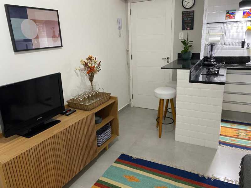 Ótima localização - Imperdível Copacabana sala e quarto original e reformado reformado 520.000,00 - CJI1233