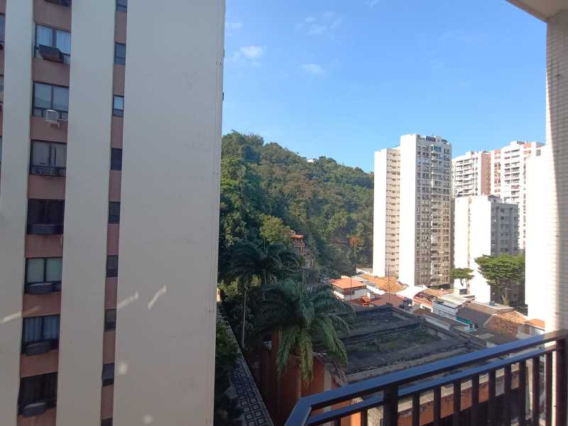 Conheça 49c57bf8-9eaa-4a65-a1d0-443e32 do imóvel - Imóvel de 2 quartos em famoso Residencial de Copacabana por 710.000 - CLAU500 - 4 49c57bf8-9eaa-4a65-a1d0-443e32 - 4