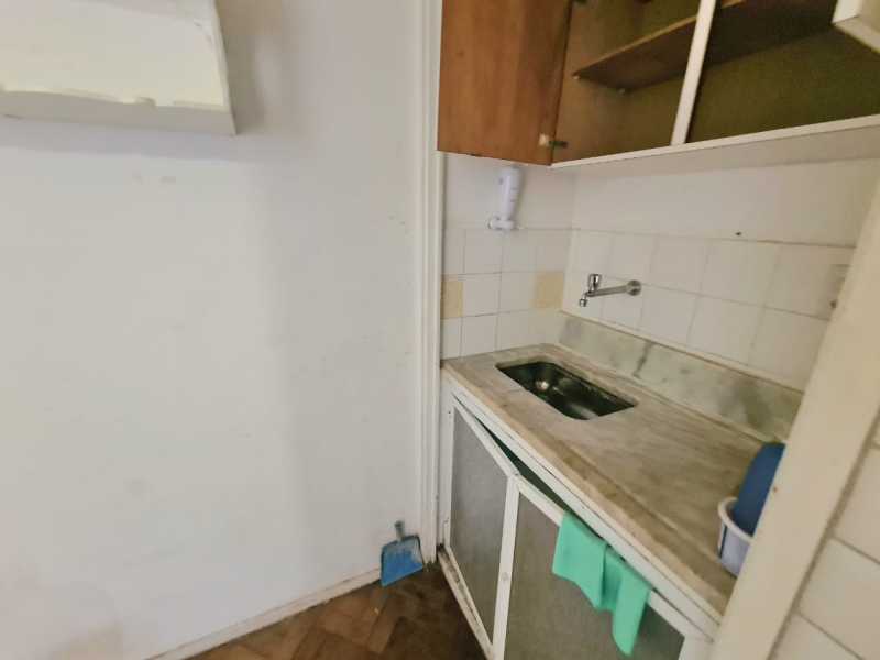 Conheça 49e3591c-6aa6-4bef-a2e8-dafd17 do imóvel - mperdível !! Posto 4 quadra da Praia de Copacabana - Av Atlântica COM VAGA DE GARAGEM ESCRITURADA !!! - CJI0219 - 13 49e3591c-6aa6-4bef-a2e8-dafd17 - 13