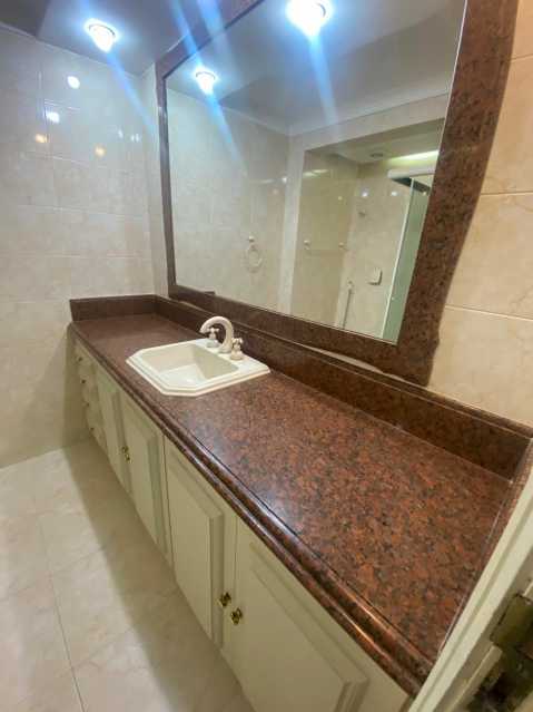 e0871d27-4483-434b-9e09-1e0bc9 - 21