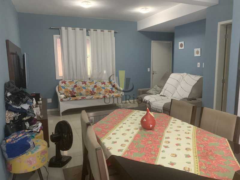 Conheça 708F1DF6-D670-41E9-B269-351727 do imóvel - Casa em Condomínio 3 quartos à venda Taquara, Rio de Janeiro - R$ 365.000 - FRCN30059 - 6 708F1DF6-D670-41E9-B269-351727 - 6