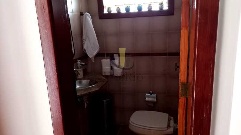 Conheça Lavabo do imóvel - Casa em Condomínio 3 quartos à venda Freguesia (Jacarepaguá), Rio de Janeiro - R$ 1.470.000 - FRCN30071 - 17 Lavabo - 17