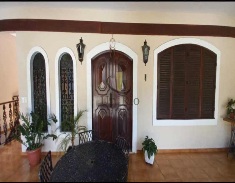 Conheça Portas do imóvel - Casa em Condomínio 4 quartos à venda Freguesia (Jacarepaguá), Rio de Janeiro - R$ 1.790.000 - FRCN40039 - 8 Portas - 8