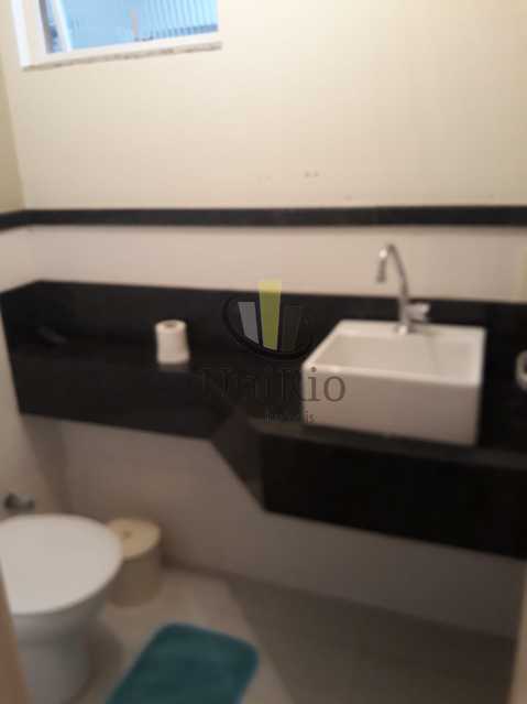 Conheça Lavabo 1ºar. do imóvel - Casa de Vila 3 quartos à venda Anil, Rio de Janeiro - R$ 480.000 - FRCV30013 - 12 Lavabo 1ºar. - 12