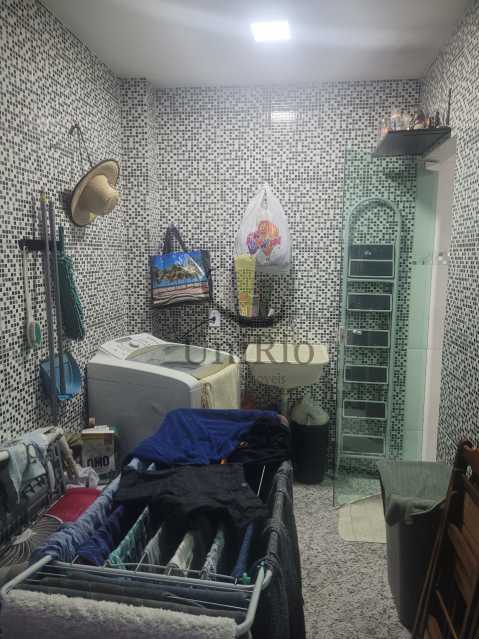 Conheça 1BF50BAC-200E-445A-84D5-843815 do imóvel - Casa de Vila 2 quartos à venda Taquara, Rio de Janeiro - R$ 385.000 - FRCV20018 - 20 1BF50BAC-200E-445A-84D5-843815 - 20