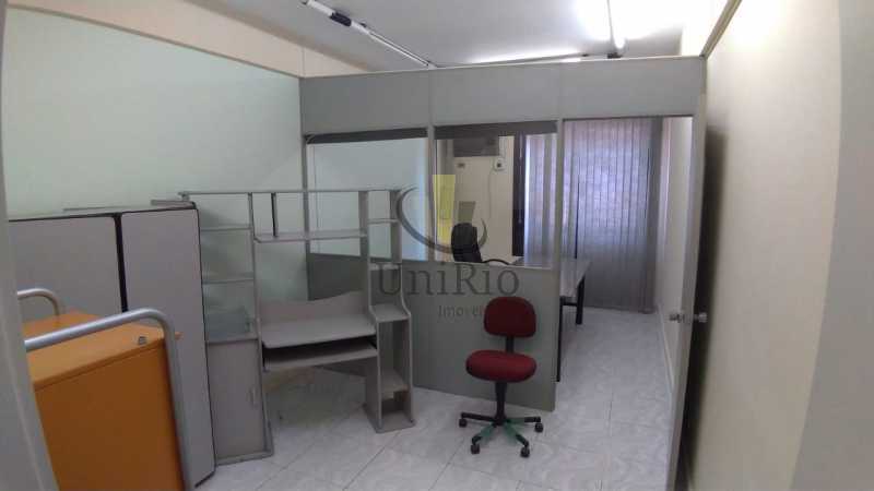 83D78157-2220-4449-9A7C-366052 - 6
