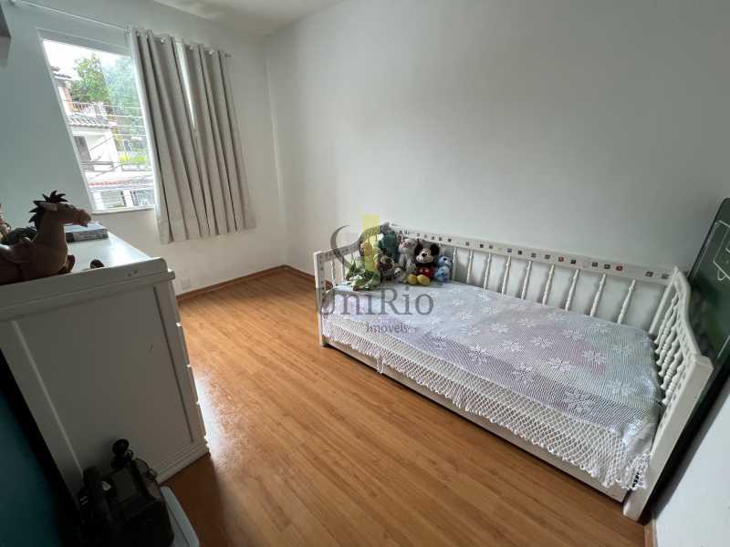 52C647BD-6771-41B7-9497-7583D7 - 8
