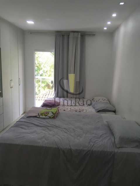 41C0D8CF-772C-4E67-B213-A3BED5 - 11