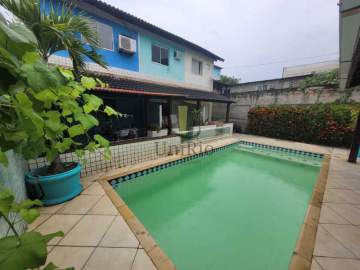 Casa em Condomínio 3 quartos à venda Jacarepaguá, Rio de Janeiro - R$ 299.000 - FRCN30120