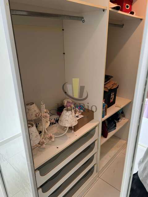 Conheça fc5f6bc7-db02-4dd6-b685-9e7f67 do imóvel - Casa em Condomínio 3 quartos à venda Anil, Rio de Janeiro - R$ 550.000 - FRCN30123 - 16 fc5f6bc7-db02-4dd6-b685-9e7f67 - 16