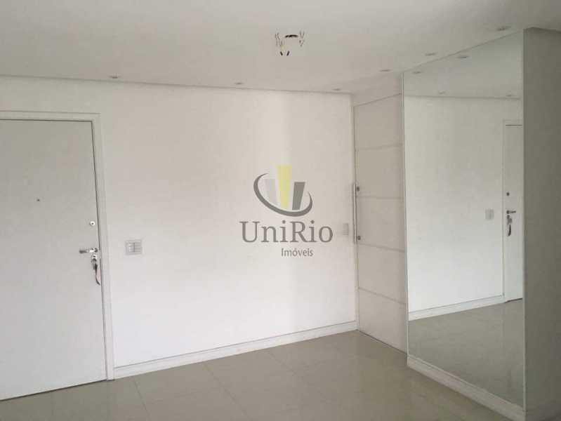 Conheça C665A96B-9094-440D-9484-2ACA52 do imóvel - Apartamento 2 quartos à venda Taquara, Rio de Janeiro - R$ 240.000 - FRAP21496 - 4 C665A96B-9094-440D-9484-2ACA52 - 4