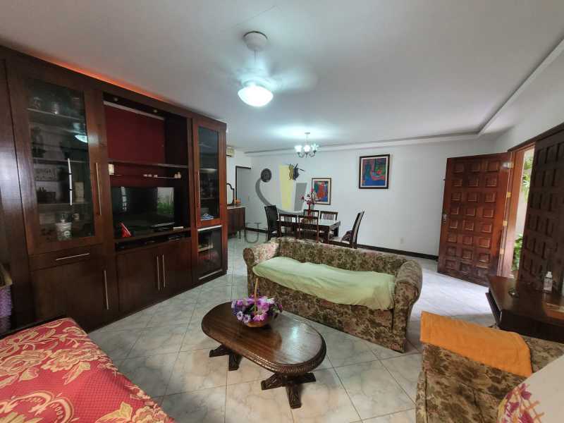 Conheça WhatsApp Image 2023-08-16 at 1 do imóvel - Casa em Condomínio 4 quartos à venda Vargem Grande, Rio de Janeiro - R$ 550.000 - FRCN40089 - 7 WhatsApp Image 2023-08-16 at 1 - 7