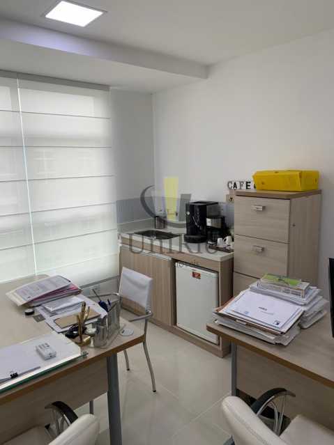Conheça 0d7a7357-6c4d-4664-9f29-db17d5 do imóvel - Sala Comercial 22m² à venda Taquara, Rio de Janeiro - R$ 130.000 - FRSL00063 - 5 0d7a7357-6c4d-4664-9f29-db17d5 - 5