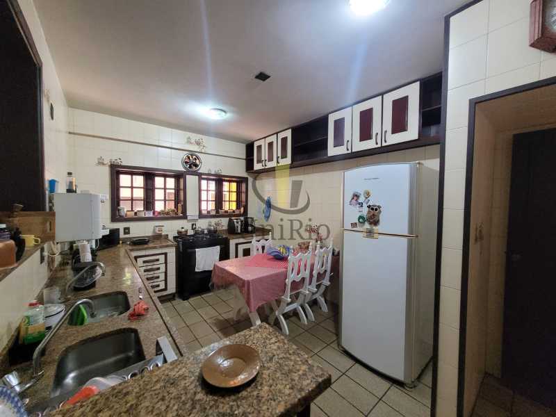 Conheça WhatsApp Image 2024-01-31 at 1 do imóvel - Casa em Condomínio 3 quartos à venda Freguesia (Jacarepaguá), Rio de Janeiro - R$ 580.000 - FRCN30185 - 24 WhatsApp Image 2024-01-31 at 1 - 24