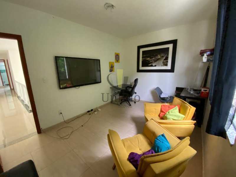 Conheça WhatsApp Image 2024-01-19 at 1 do imóvel - Casa em Condomínio 3 quartos à venda Freguesia (Jacarepaguá), Rio de Janeiro - R$ 475.000 - FRCN30180 - 11 WhatsApp Image 2024-01-19 at 1 - 11