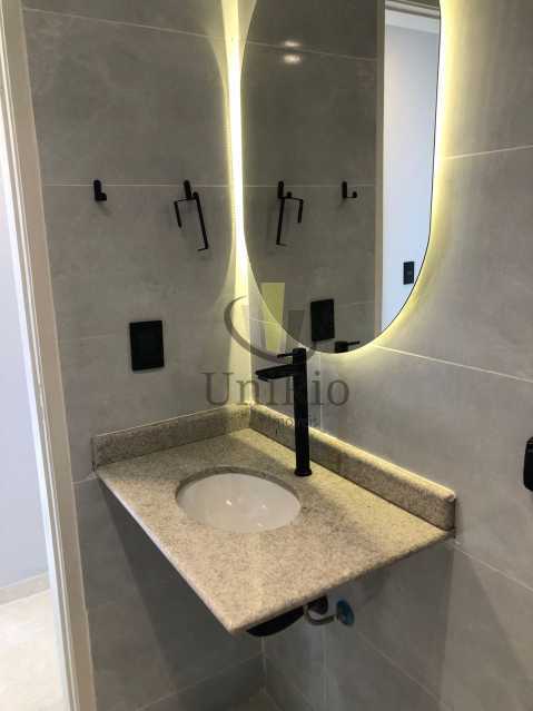 2a054283-ef90-4094-ae3f-eebb2e - 16