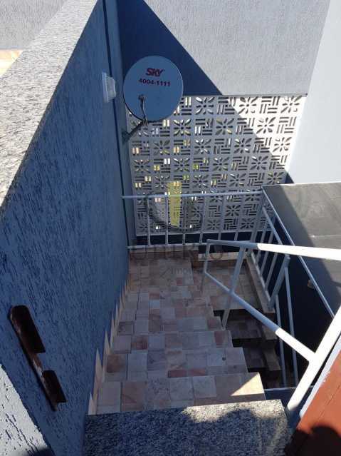 e8410b62-abcd-45d2-942d-5e4bce - 8