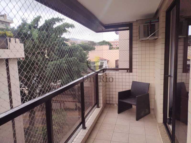 Conheça WhatsApp Image 2024-09-30 at 0 do imóvel - Apartamento 3 quartos à venda Freguesia (Jacarepaguá), Rio de Janeiro - R$ 499.000 - FRAP30701 - 6 WhatsApp Image 2024-09-30 at 0 - 6