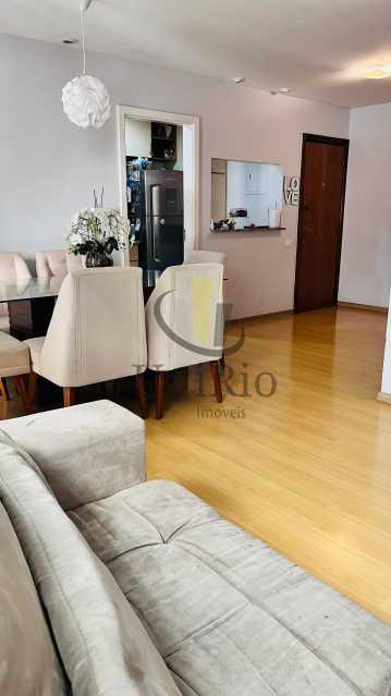 Conheça WhatsApp Image 2024-10-08 at 0 do imóvel - Apartamento 3 quartos à venda Freguesia (Jacarepaguá), Rio de Janeiro - R$ 364.000 - FRAP30770 - 6 WhatsApp Image 2024-10-08 at 0 - 6