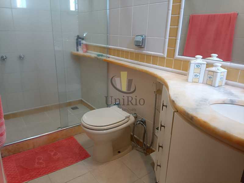 Conheça 00cd8e1a-c316-4f73-b56e-13ee00 do imóvel - Casa 3 quartos à venda Jardim Sulacap, Rio de Janeiro - R$ 1.150.000 - FRCA30070 - 19 00cd8e1a-c316-4f73-b56e-13ee00 - 19