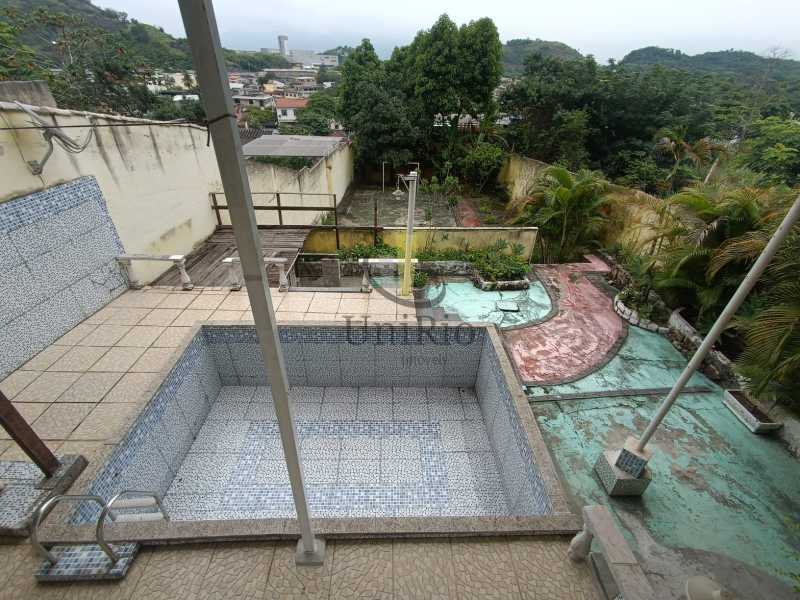 141da745-fc25-4561-9957-2686f3 - 26