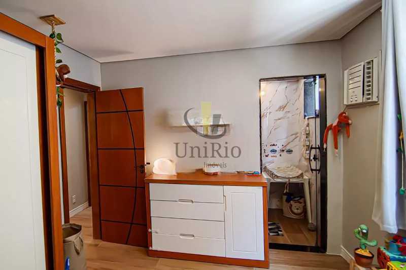 Conheça quarto2suitec-Photoroom. do imóvel - Casa 5 quartos à venda Pechincha, Rio de Janeiro - R$ 950.000 - FRCA50010 - 16 quarto2suitec-Photoroom. - 16